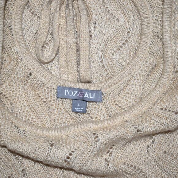 ROZ & ALI Open Back Bat Wing Gold Sweater Size L - Picture 5 of 8